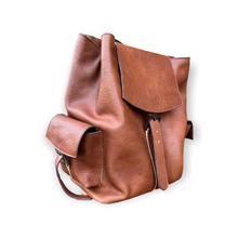 Carica l'immagine nel visualizzatore di Gallery, Around Tuscany