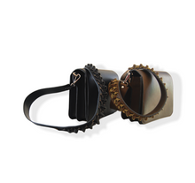 Carica l'immagine nel visualizzatore di Gallery, Crossbody bag Inside